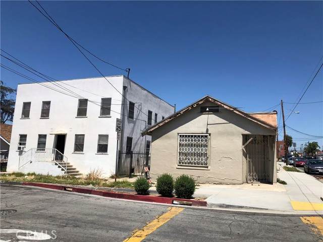 569 Rowan Avenue - Photo 1