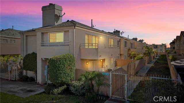 13946 Lemoli Avenue - Photo 1