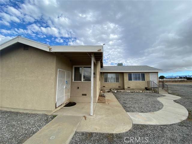 40456 13th Street - Photo 1