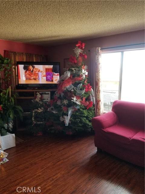 1063 Oak Drive - Photo 1