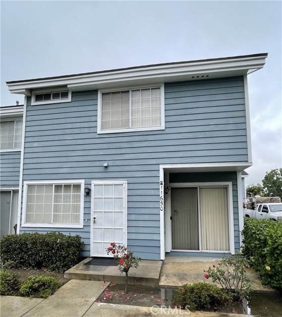 11650 Lakewood Boulevard - Photo 1