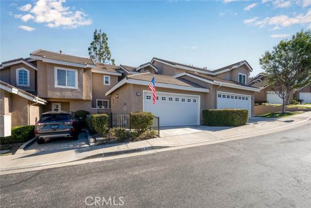 889 Sapphire Lane - Photo 1