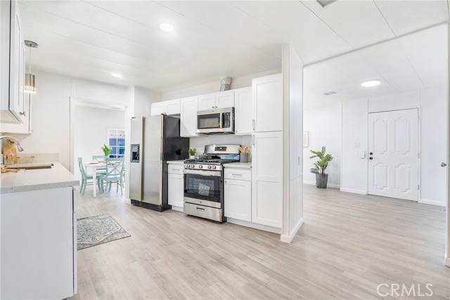 870 Santa Clara Circle - Photo 1