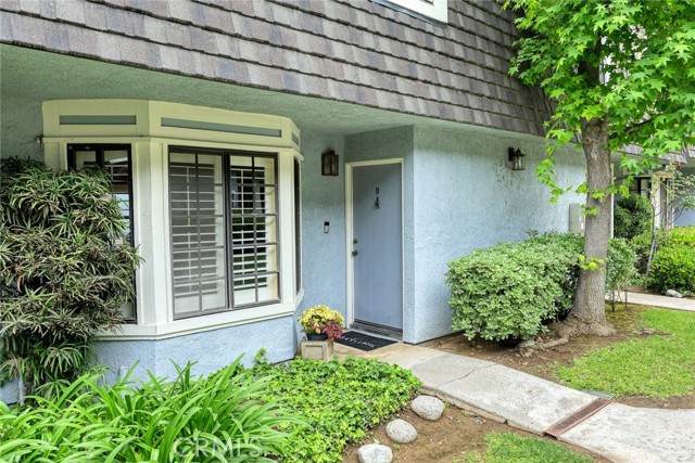 2590 Huntington Dr - Photo 1