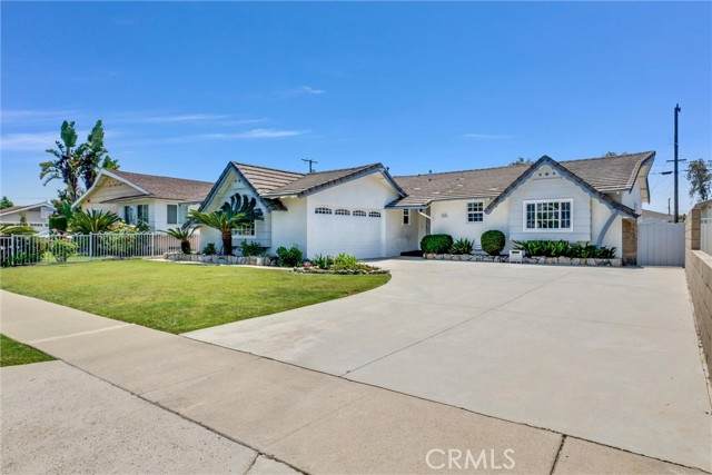 1536 Harriet Lane - Photo 1
