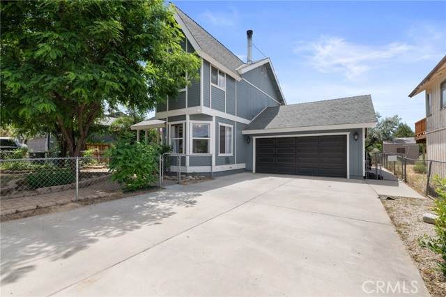 871 Spruce Lane - Photo 1