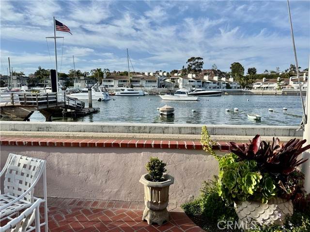 1009 Bay Front - Photo 1