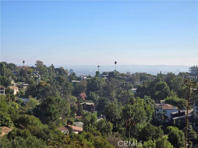 2763 Hargrave - Photo 1