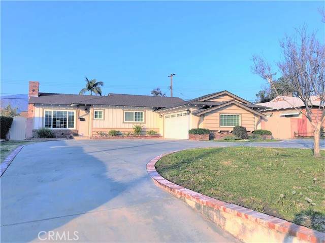 943 Foothill Boulevard - Photo 1