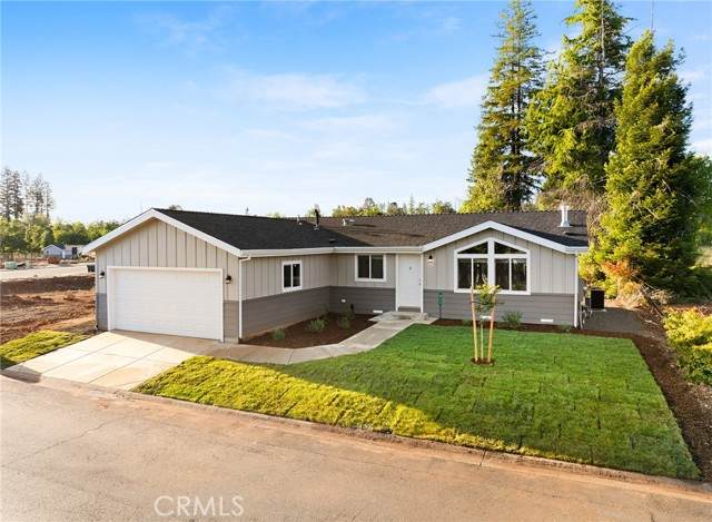 511 Montgomery - Photo 1