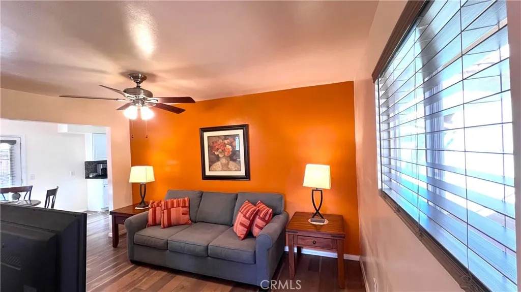 585 Calle Abronia - Photo 1