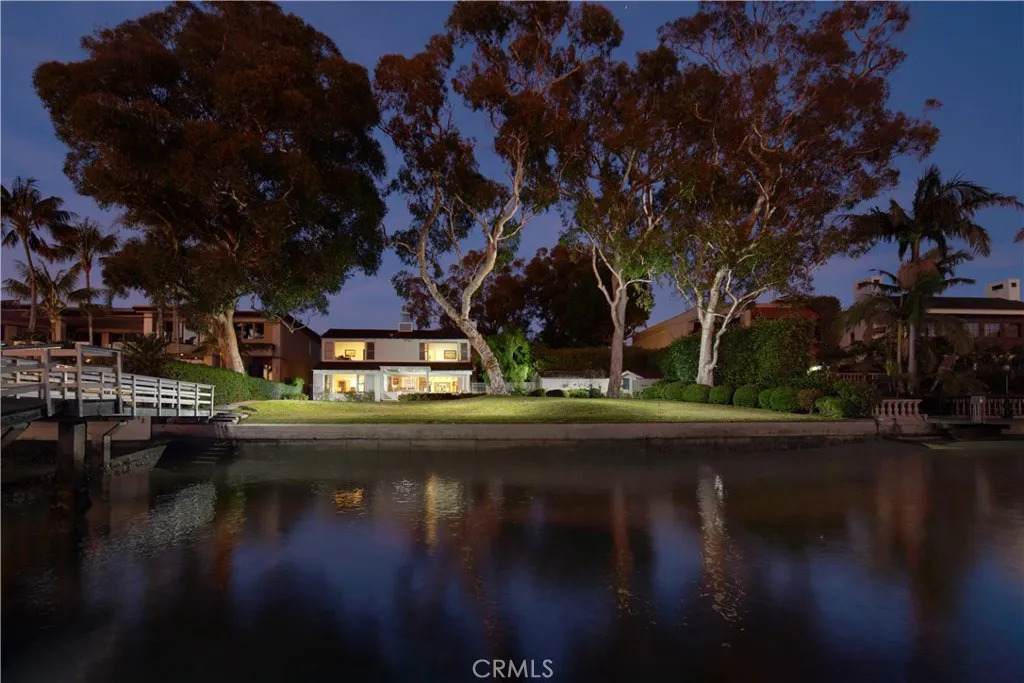 20 Harbor Island - Photo 1