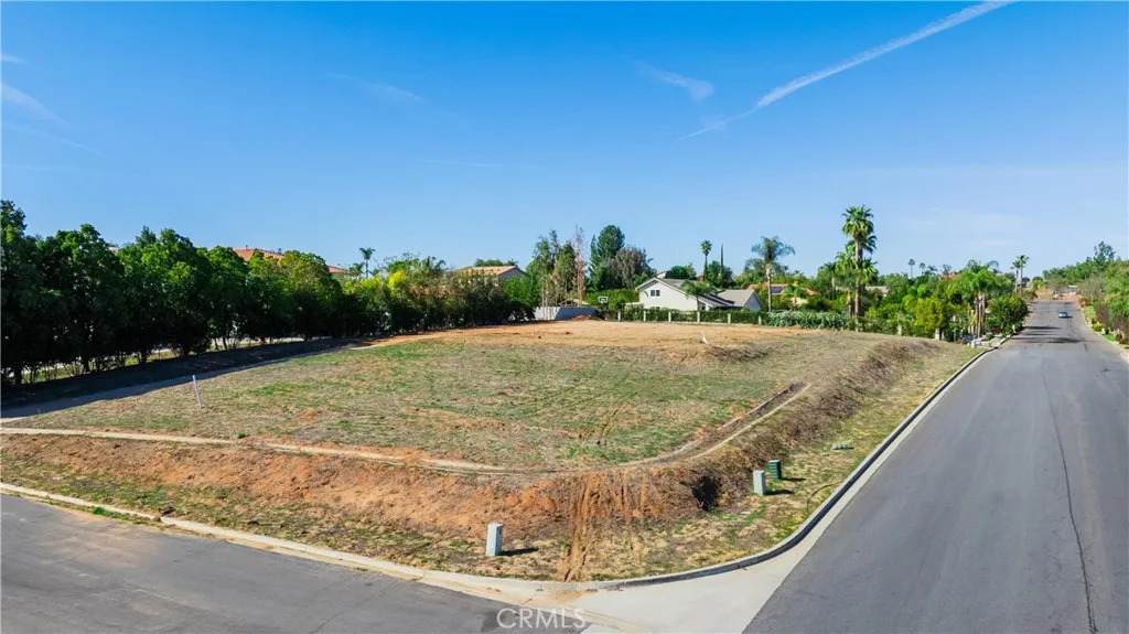 16460 Landon - Photo 1