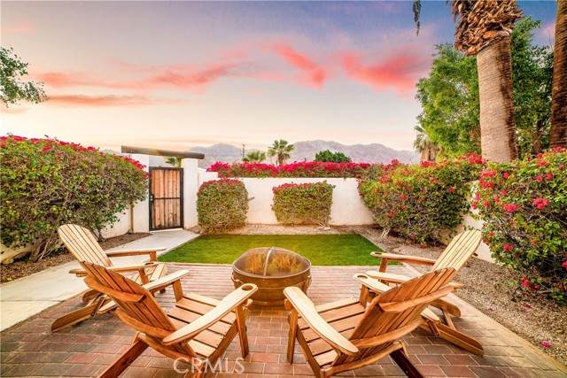 53420 Avenida Velasco - Photo 1