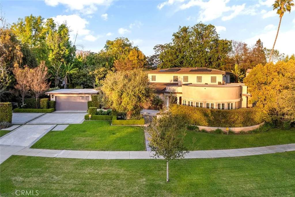 1660 Chelsea Road - Photo 1