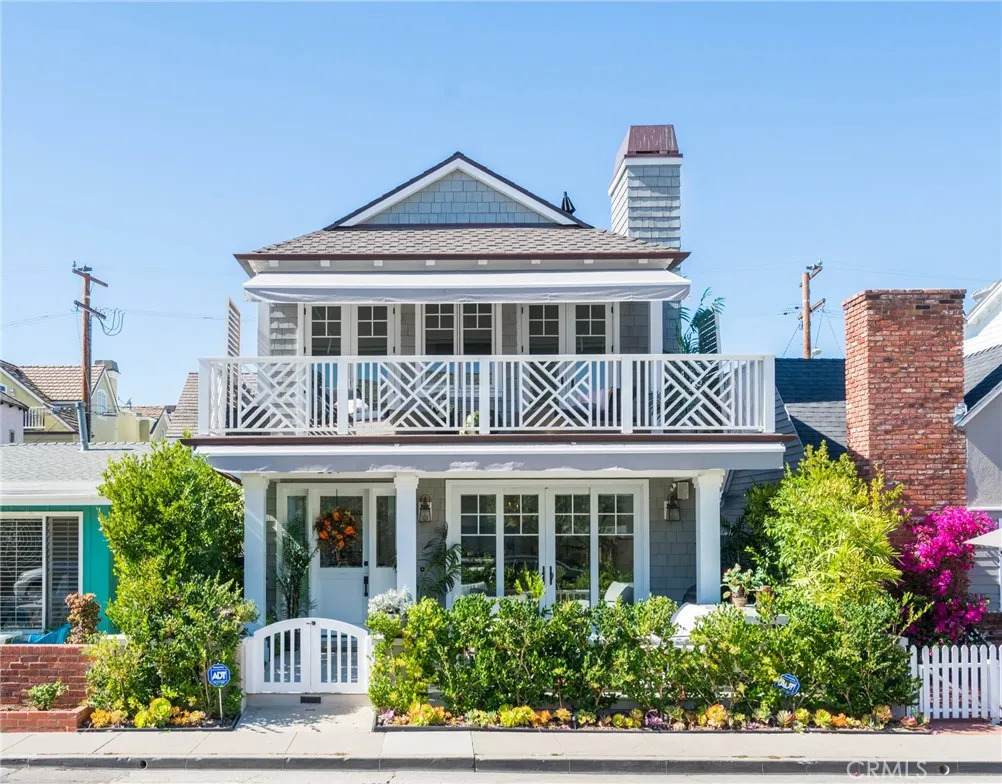 217 Coral Avenue - Photo 1