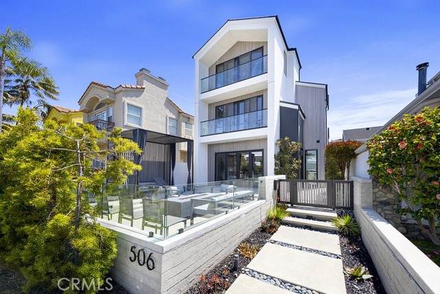 506 7th Street - Photo 1