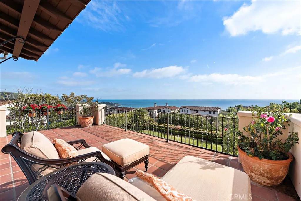 8 Whalers Bluff - Photo 1