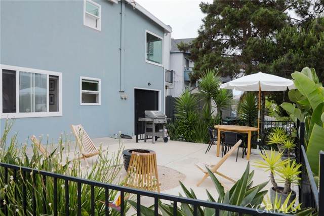 160 Avenida Florencia - Photo 1