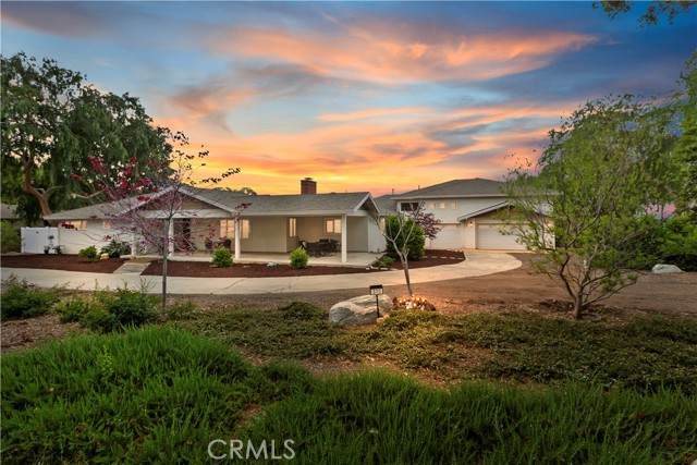 370 13th Street - Photo 1