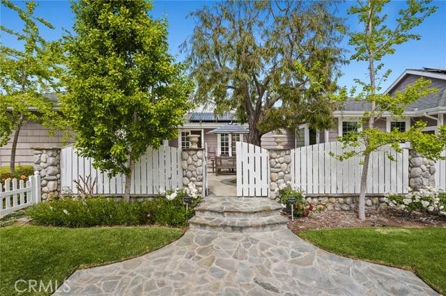 400 Aliso Avenue - Photo 1