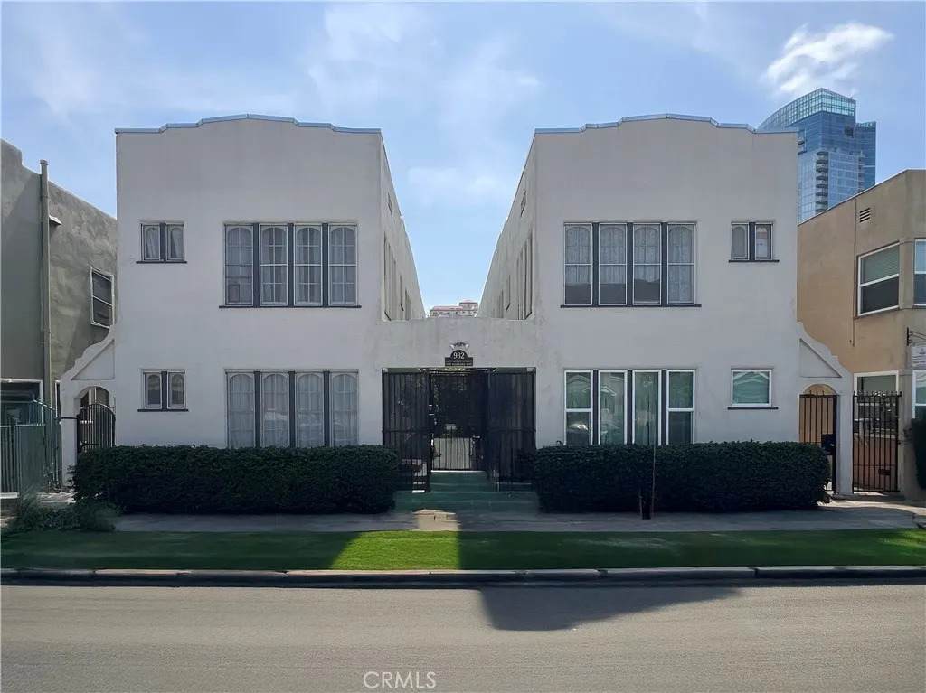 932 2nd Street - Photo 1