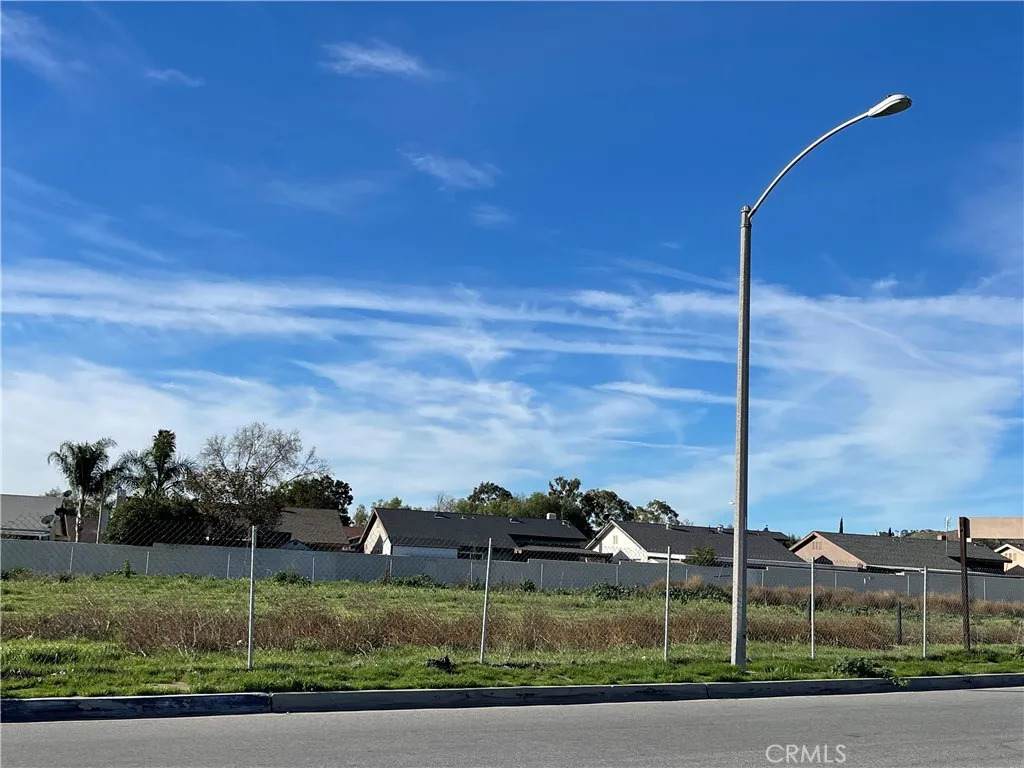 5754 Tilton - Photo 1