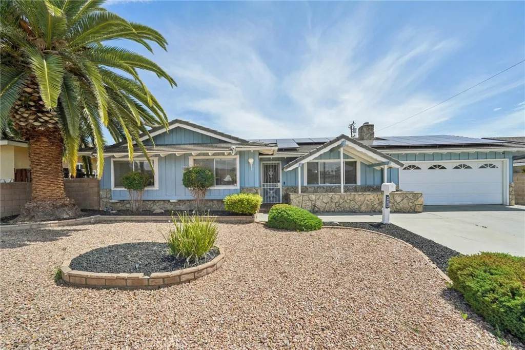 40389 Melrose Avenue - Photo 1