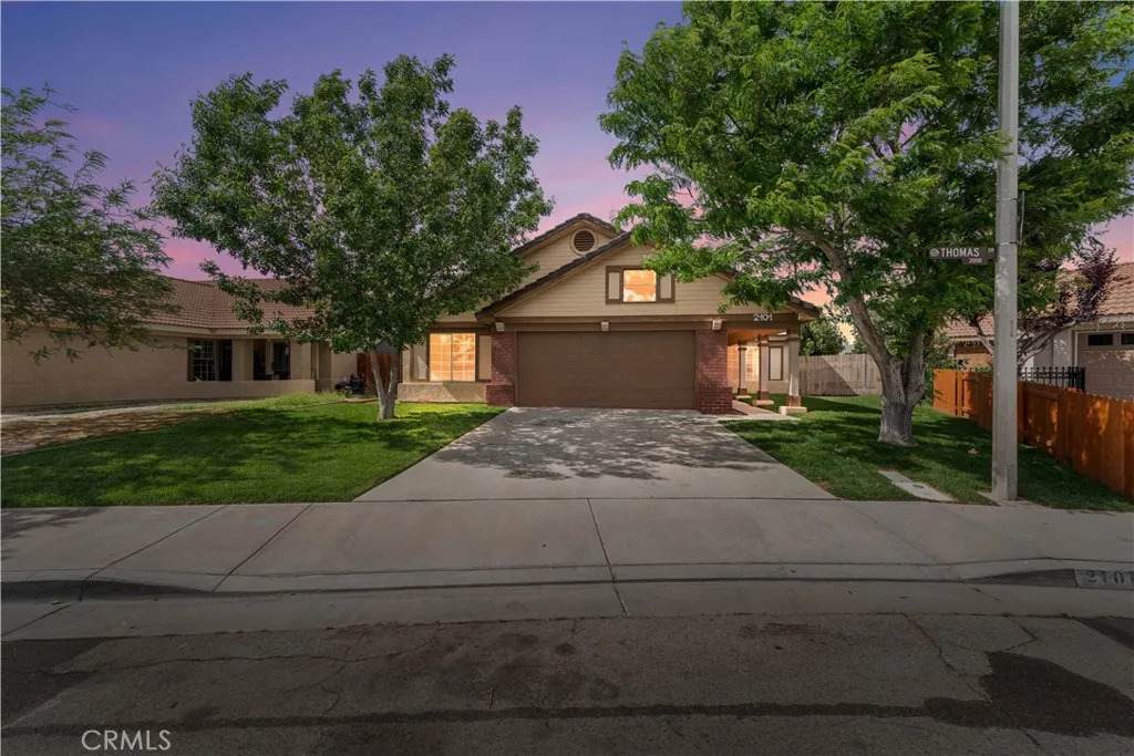 2101 Thomas Drive - Photo 1