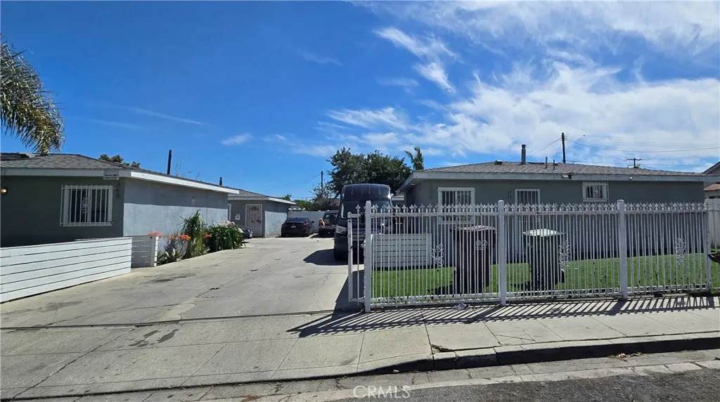 348 Peach Street - Photo 1