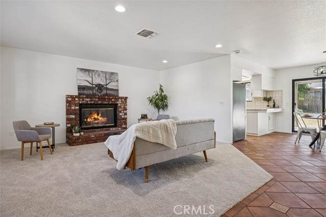 825 Crenshaw Court - Photo 1