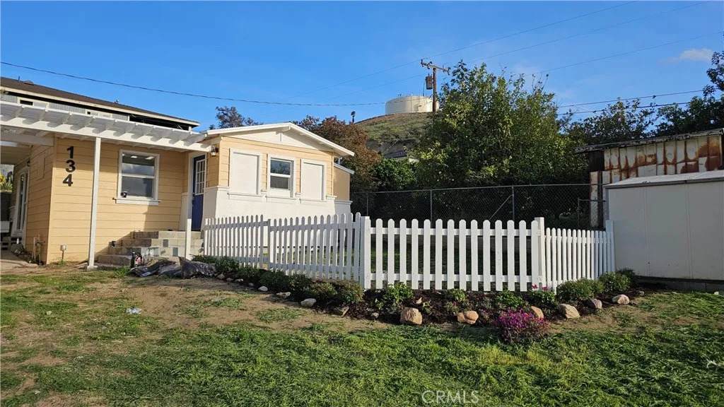 134 Chestnut Street - Photo 1