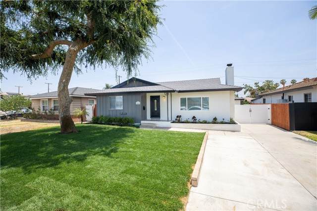 1016 Wanda Drive - Photo 1