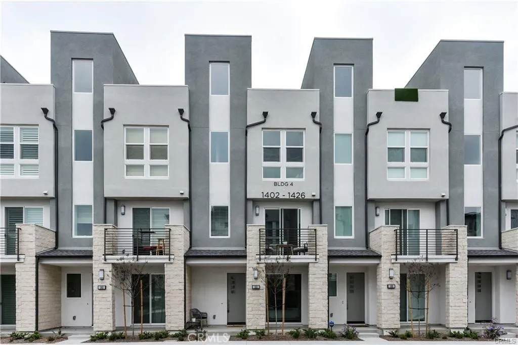 1414 Urbana Street - Photo 1