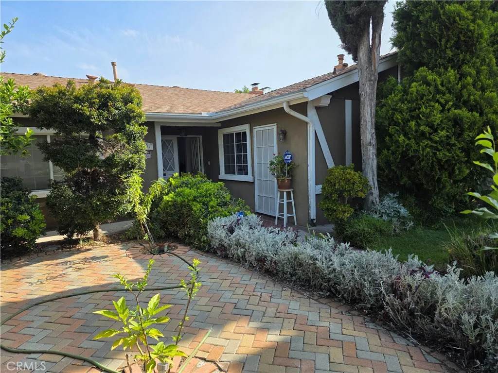 15901 Lassen Street - Photo 1