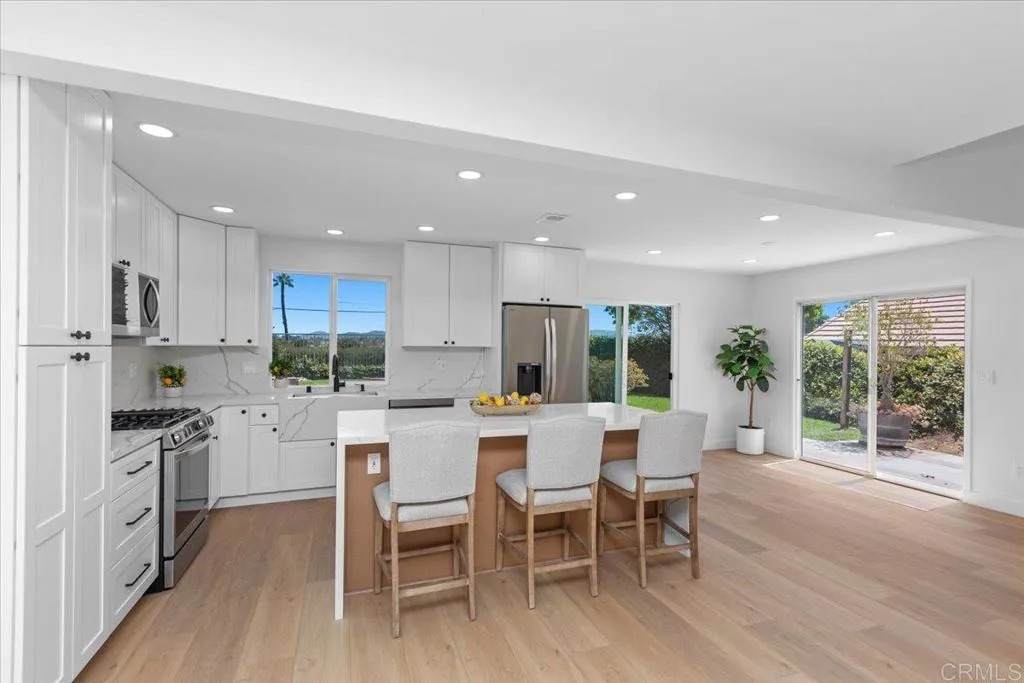 1916 Rosewood Street - Photo 1