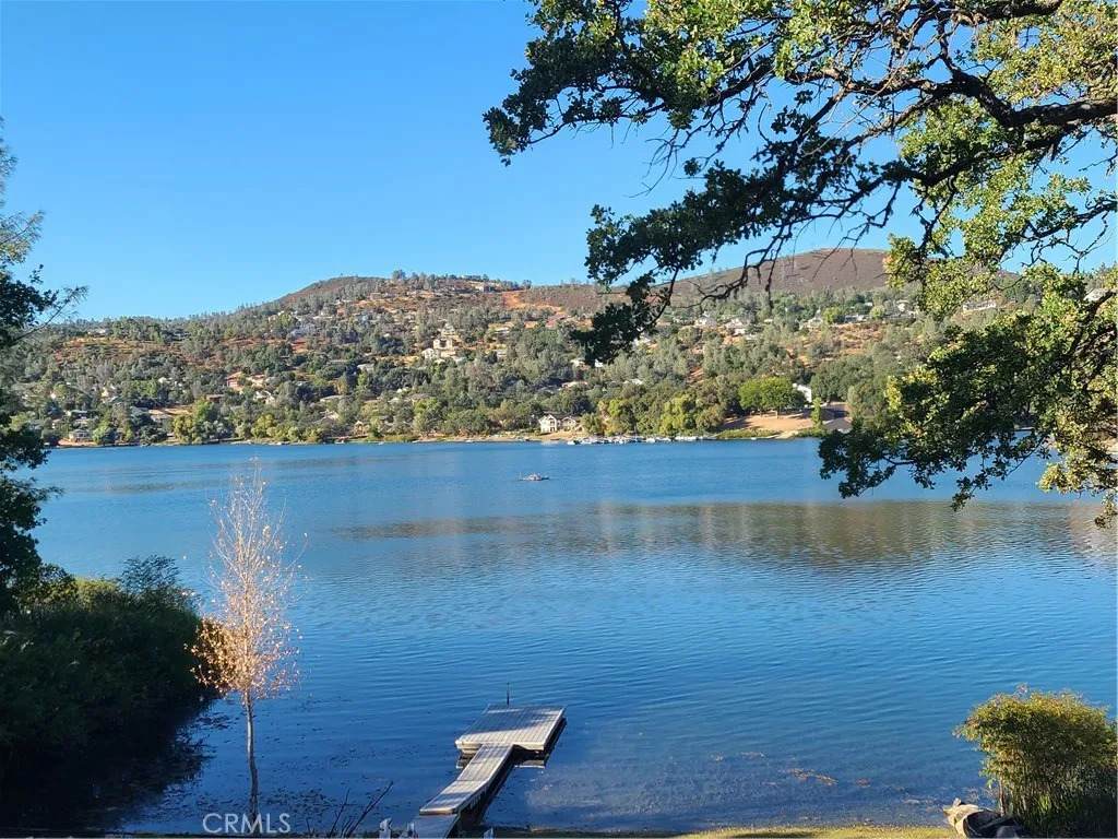 18702 East Ridge View Drive - Photo 1