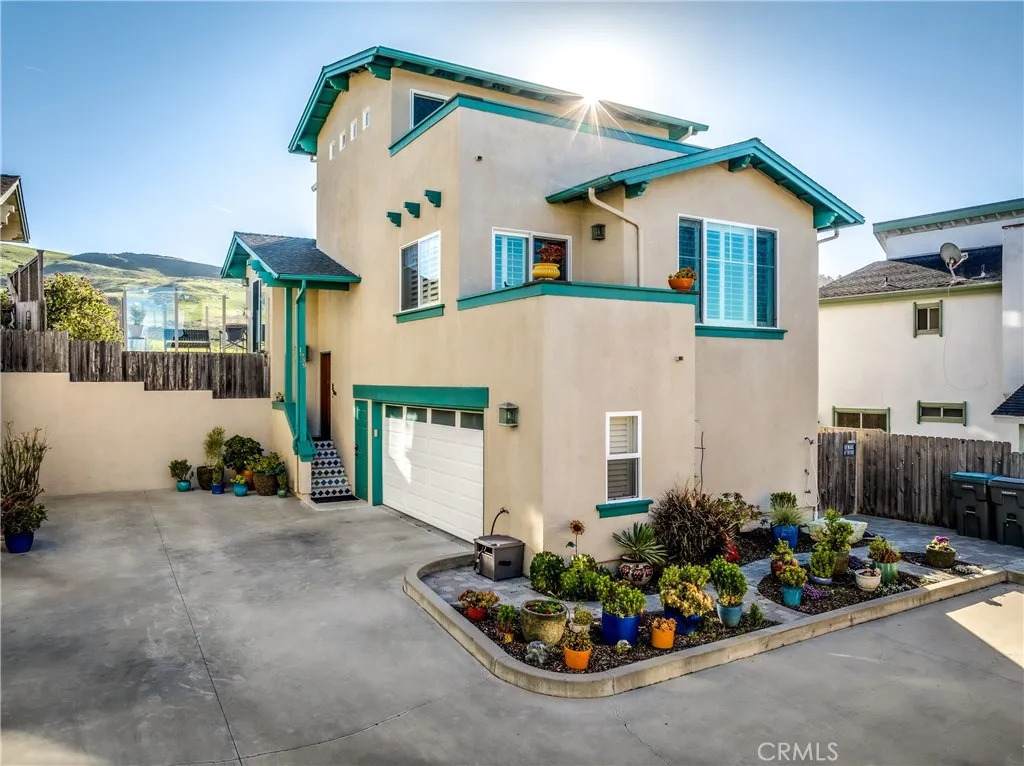 1939 Circle Drive - Photo 1