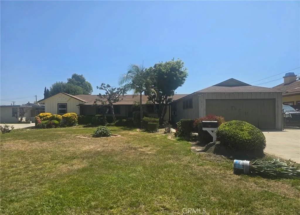 16232 California Avenue - Photo 1
