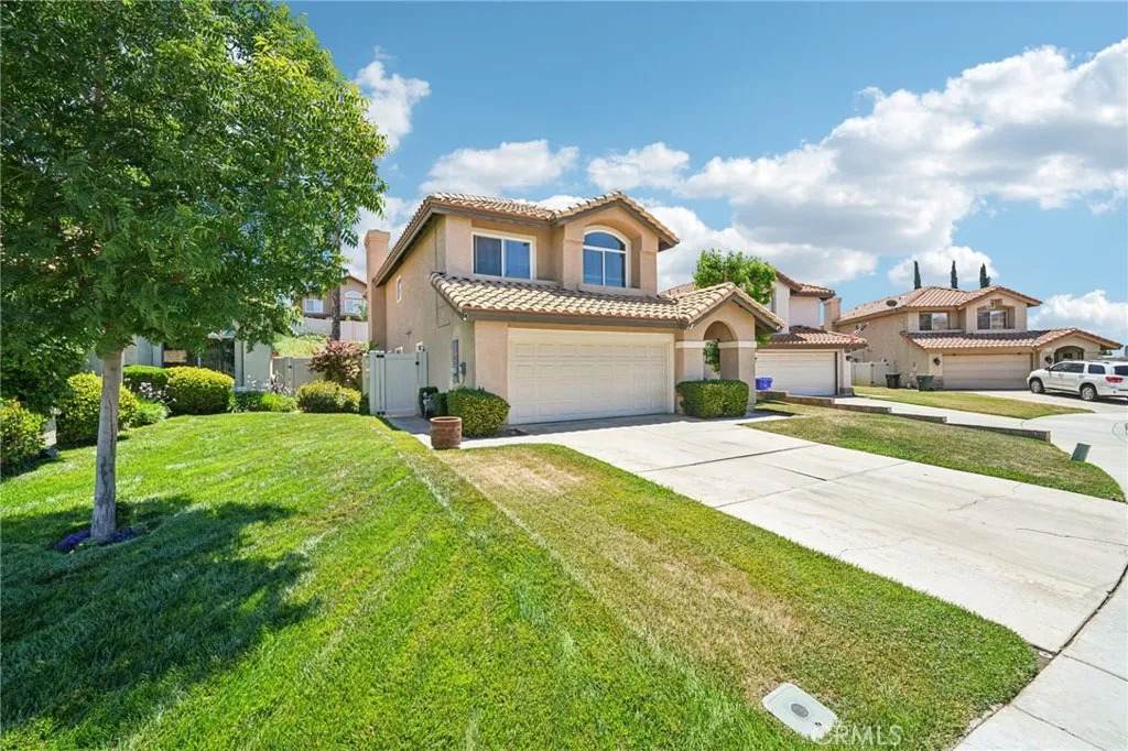 10979 Sandalwood Way - Photo 1