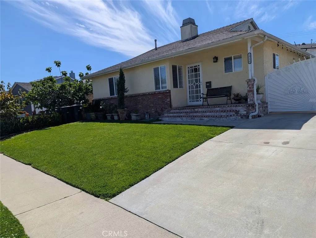 19129 Firmona Avenue - Photo 1