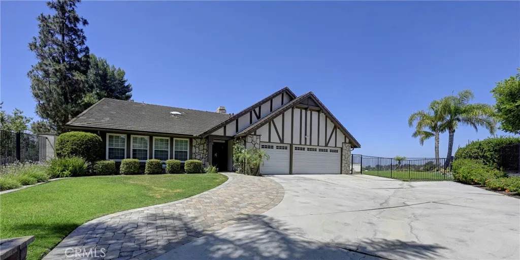 4341 Pepper Avenue - Photo 1