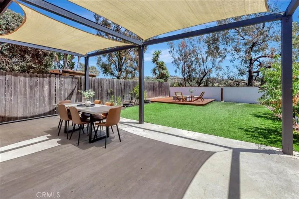 3010 Rosalinda - Photo 1