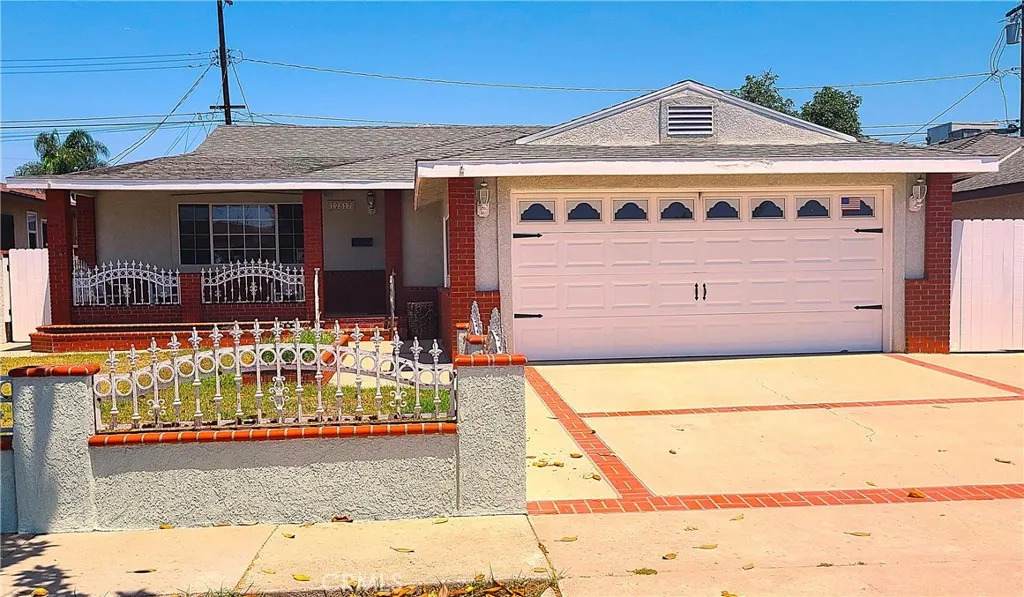 12817 Larwin Road - Photo 1
