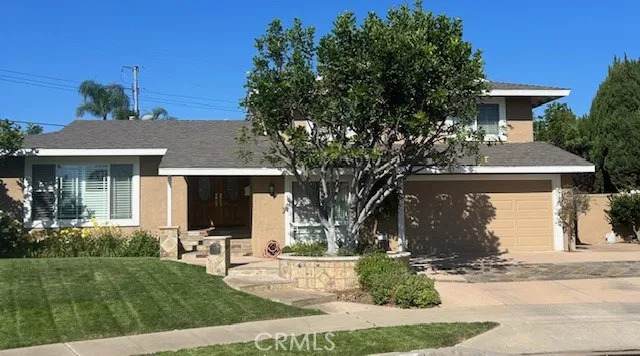 2835 Chestnut Avenue - Photo 1