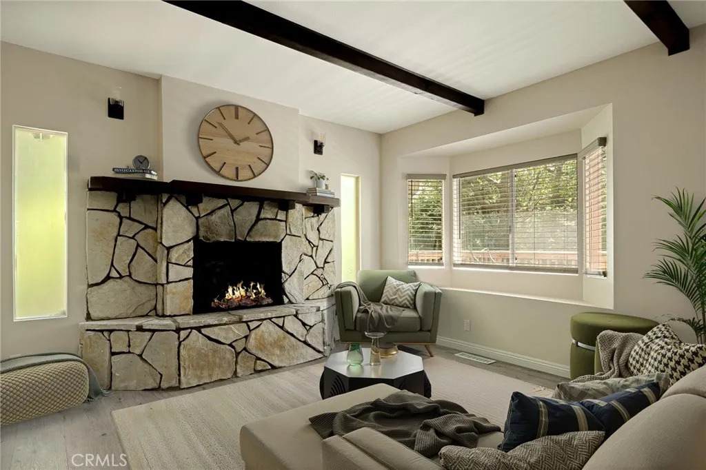833 East Victoria - Photo 1