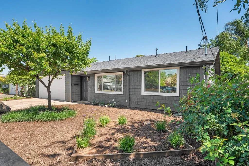1429 Taylor Avenue - Photo 1