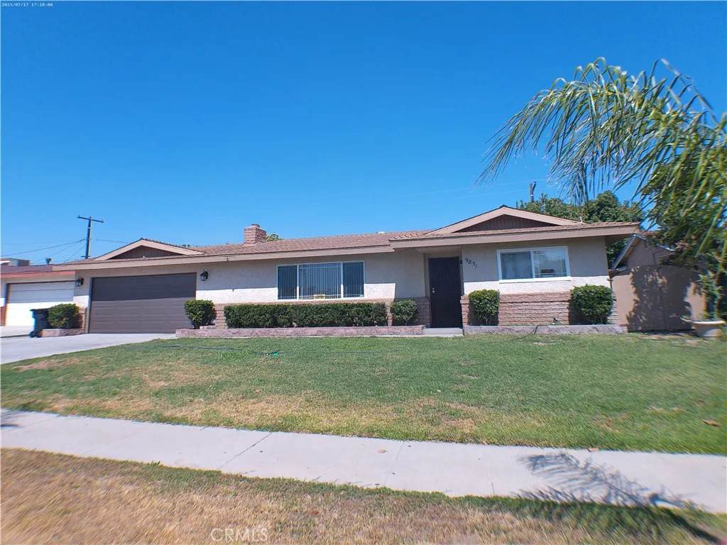 9831 Tangelo Avenue - Photo 1