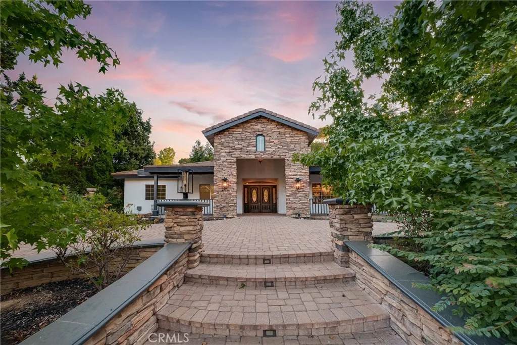 235 Verbena Lane - Photo 1