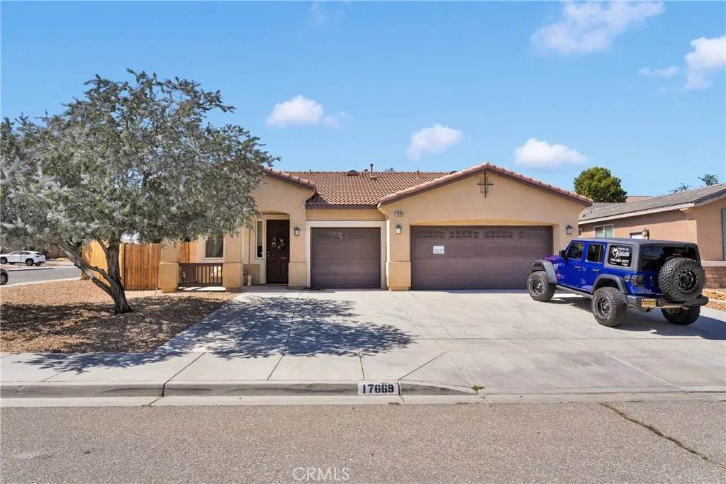 17669 High Park Street - Photo 1